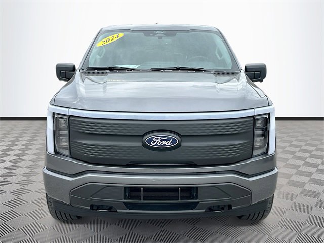 Certified 2024 Ford F150 Lightning XLT w/ Max Trailer Tow Package image 2