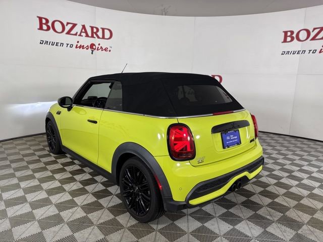 Used 2022 MINI Cooper S image 3