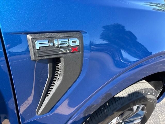 Certified 2022 Ford F150 XL w/ STX Appearance Package AWD/4WD image 5