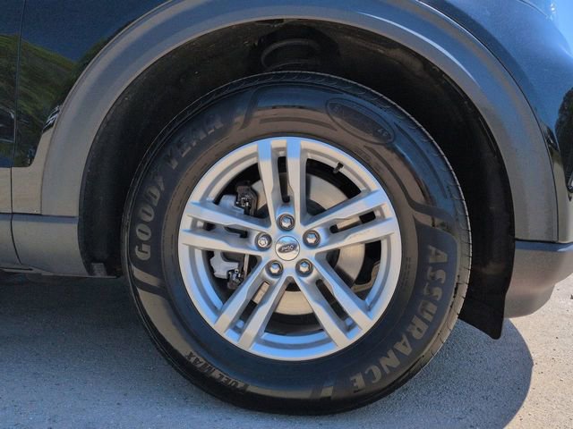 Certified 2023 Ford Explorer XLT w/ Equipment Group 202A AWD/4WD image 12