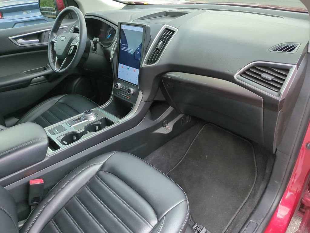 Certified 2024 Ford Edge SEL w/ Convenience Package AWD/4WD image 17