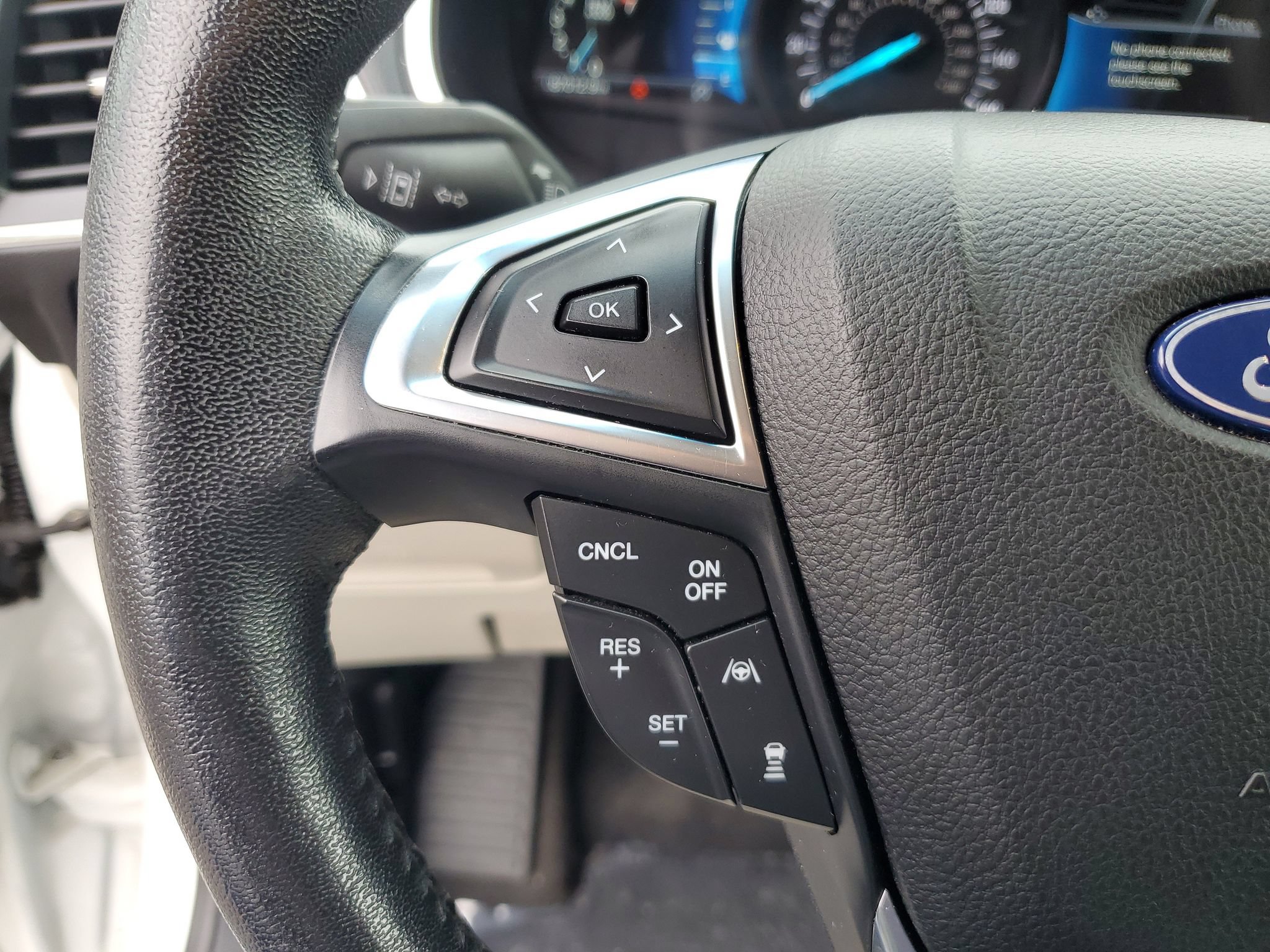 Certified 2021 Ford Edge Titanium AWD/4WD image 20