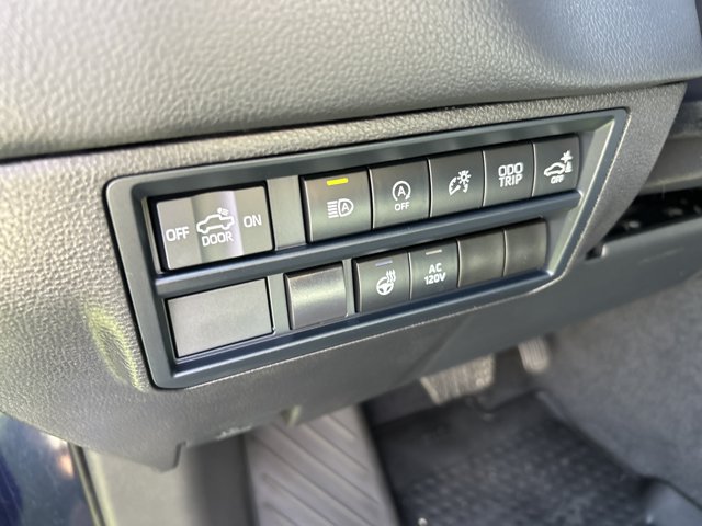 Used 2024 Toyota Tundra Limited AWD/4WD image 29