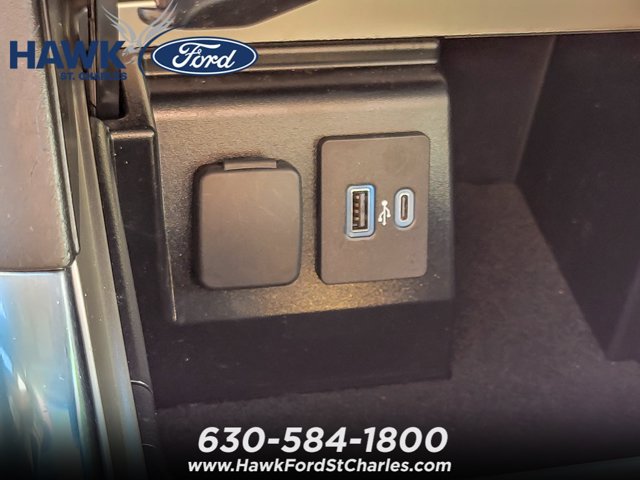 Certified 2022 Ford Explorer Limited w/ Equipment Group 301A AWD/4WD image 18