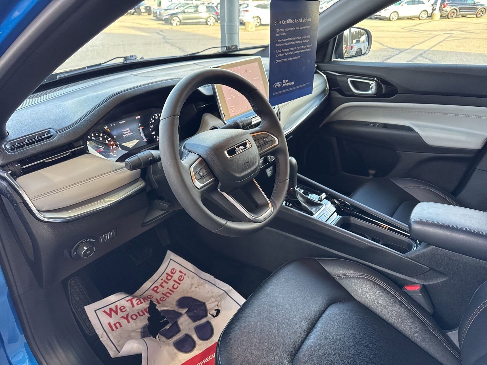 Used 2024 Jeep Compass Limited image 23