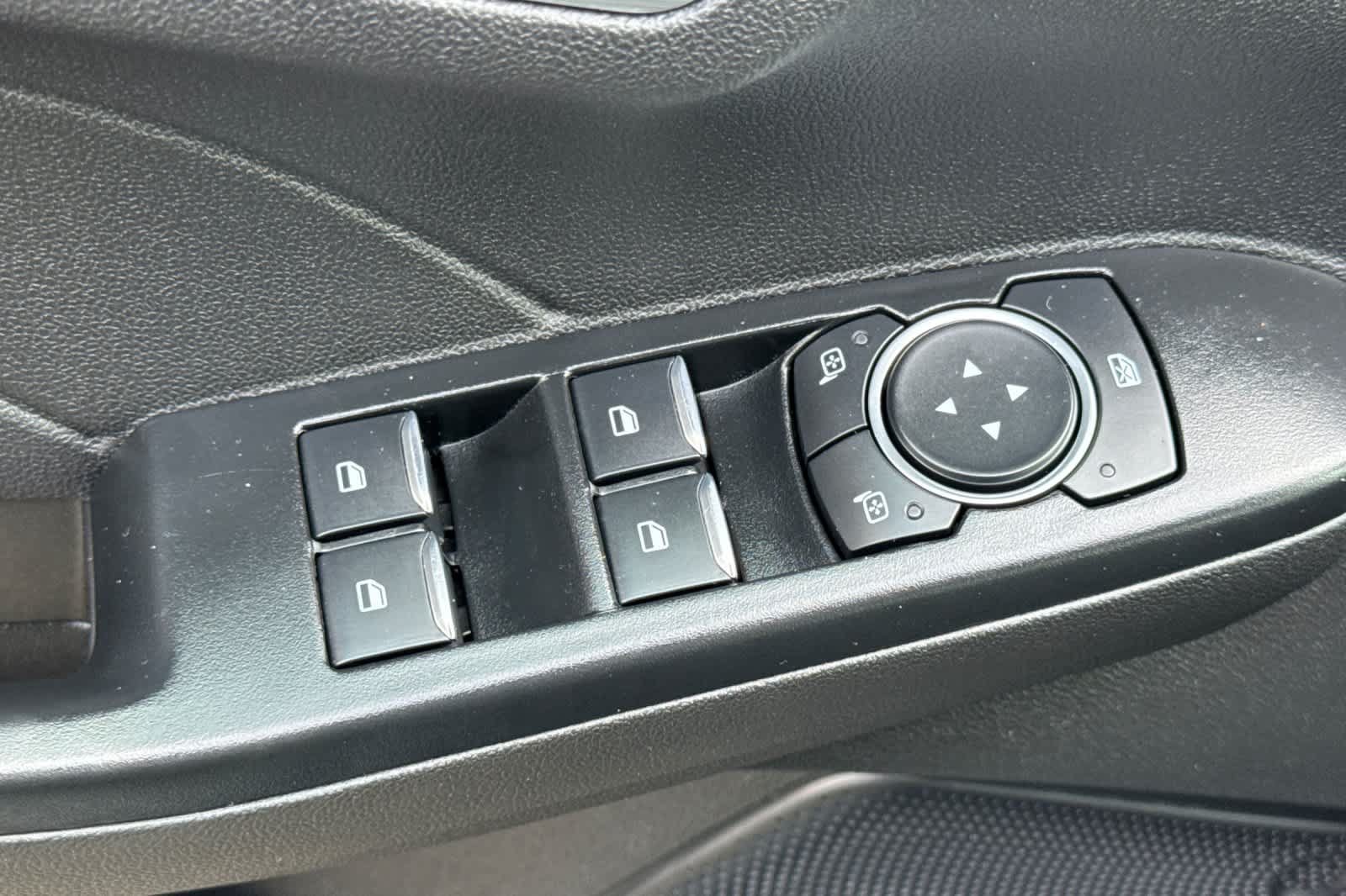 Certified 2025 Ford Escape Platinum AWD/4WD image 13