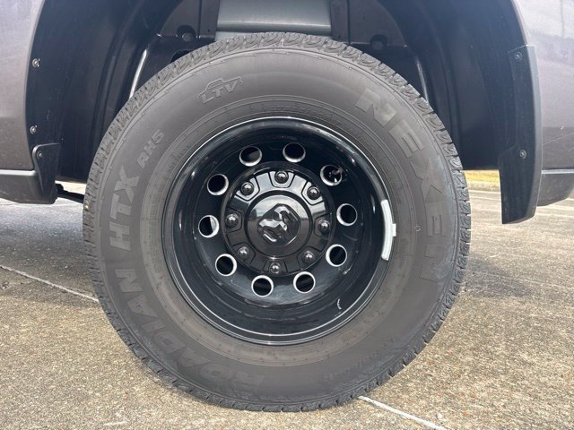 Used 2025 RAM 3500 Laramie w/ Night Edition AWD/4WD image 11