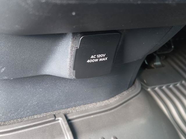 Certified 2025 Ford Expedition Active AWD/4WD image 16