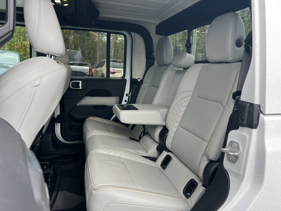 Used 2021 Jeep Gladiator Overland image 15
