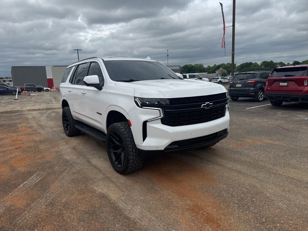 Used 2023 Chevrolet Tahoe RST RWD image 1
