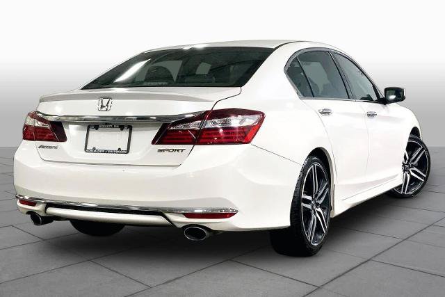 Used 2017 Honda Accord Sport image 13