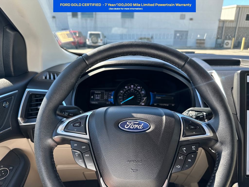Certified 2024 Ford Edge Titanium image 11