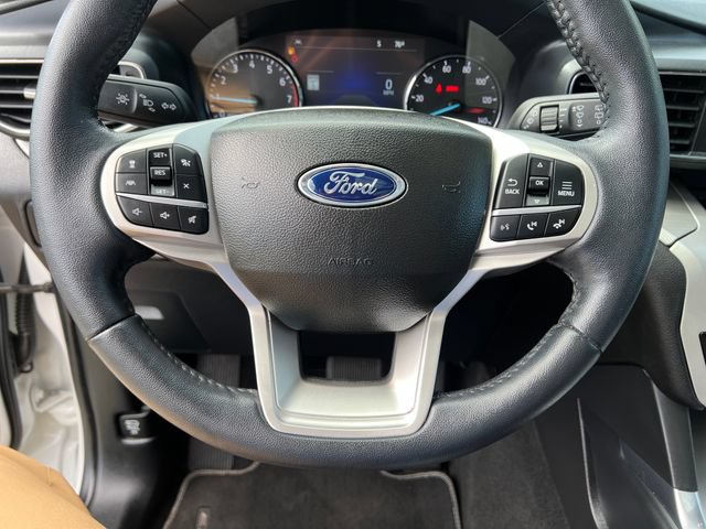 Certified 2023 Ford Explorer XLT w/ Equipment Group 202A AWD/4WD image 19