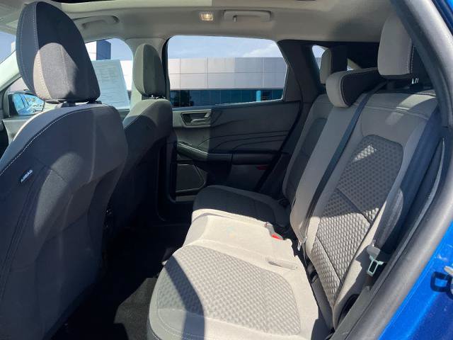 Certified 2022 Ford Escape SE w/ Cold Weather Package AWD/4WD image 13