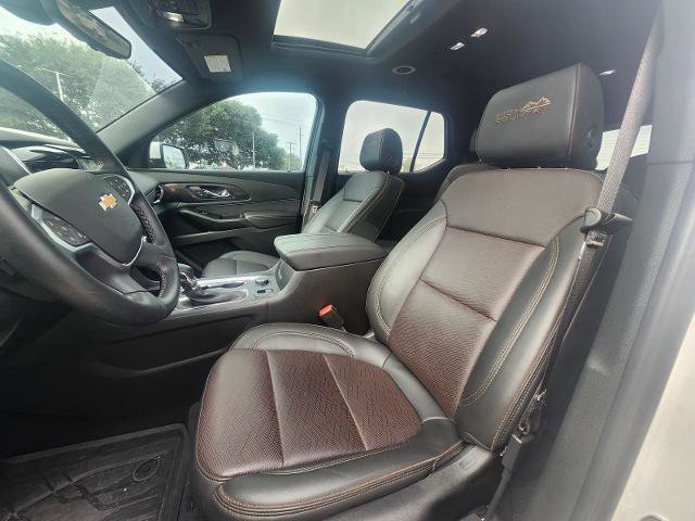 Used 2023 Chevrolet Traverse High Country FWD image 16