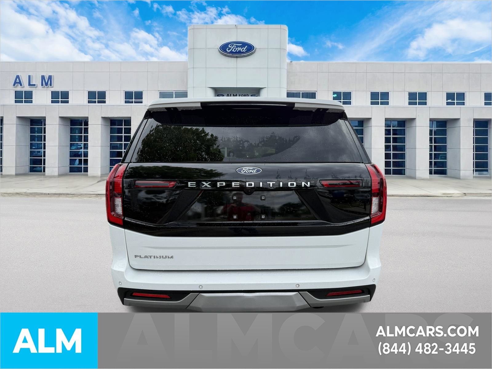 Certified 2025 Ford Expedition Platinum AWD/4WD image 9