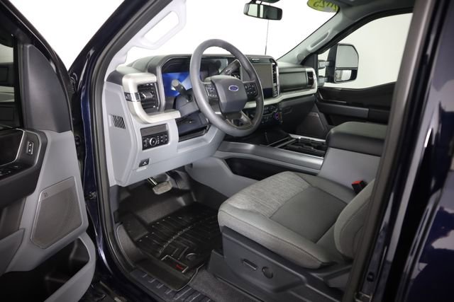 Certified 2025 Ford F250 XLT w/ Tremor Off-Road Package image 43