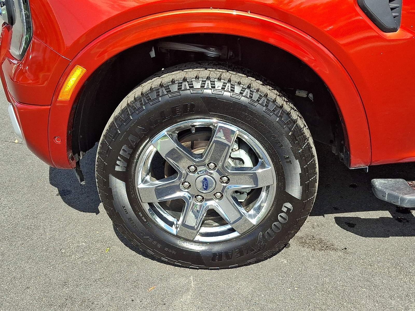 Certified 2024 Ford Ranger Lariat w/ Advanced Towing Package AWD/4WD image 9
