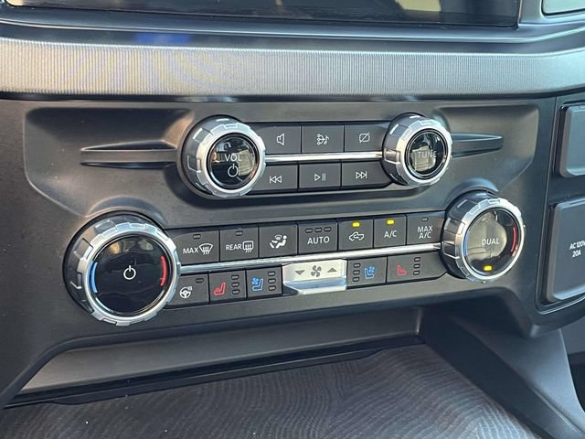 Certified 2024 Ford F250 Platinum w/ FX4 Off-Road Package AWD/4WD image 29