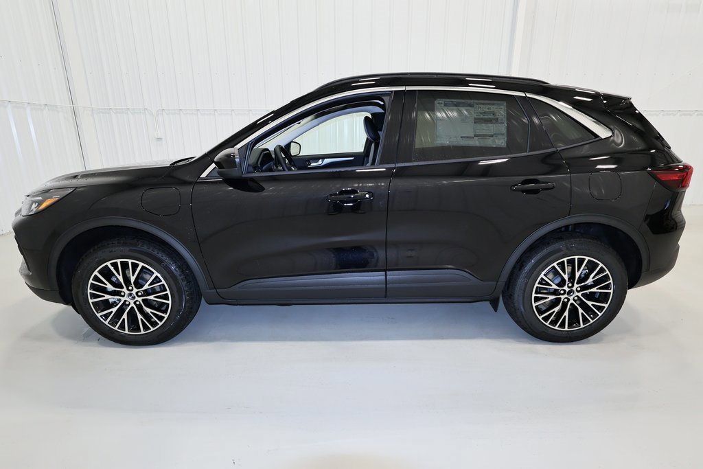 Certified 2024 Ford Escape SE image 3