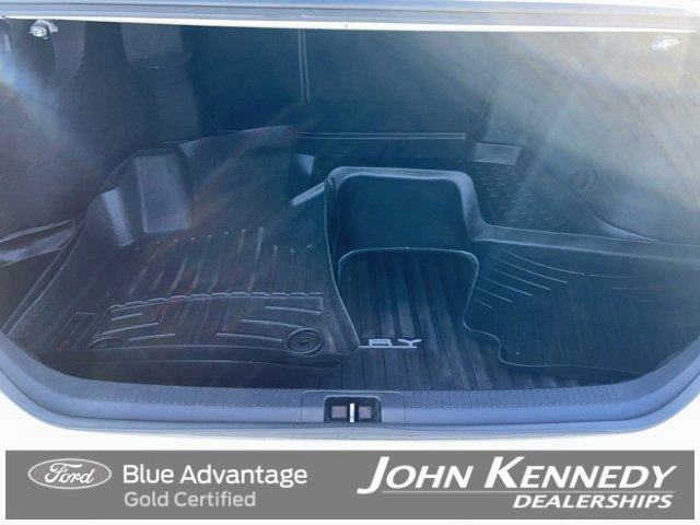 Used 2018 Toyota Camry XLE image 11