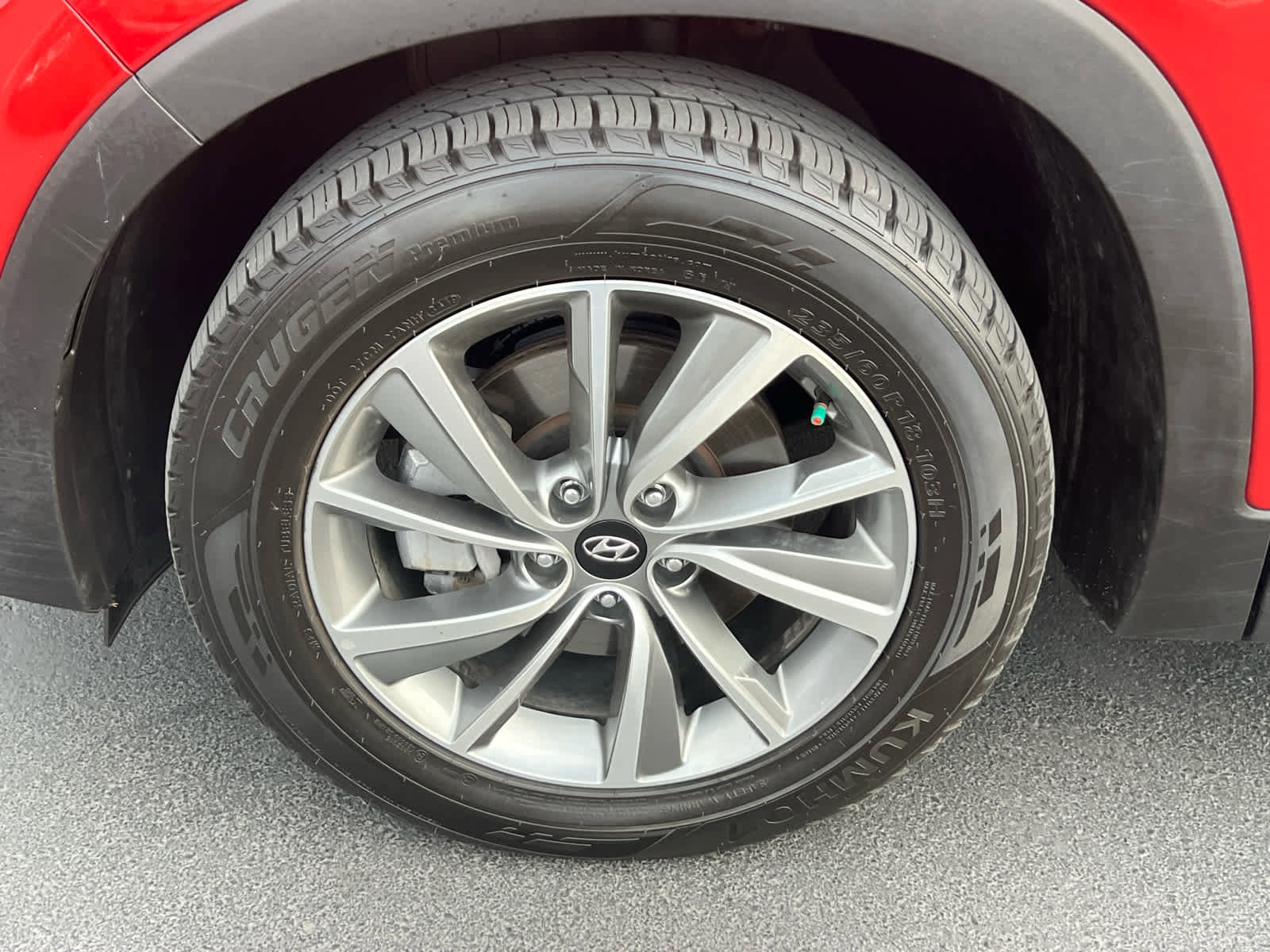 Used 2019 Hyundai Santa Fe Limited w/ Cargo Package image 13