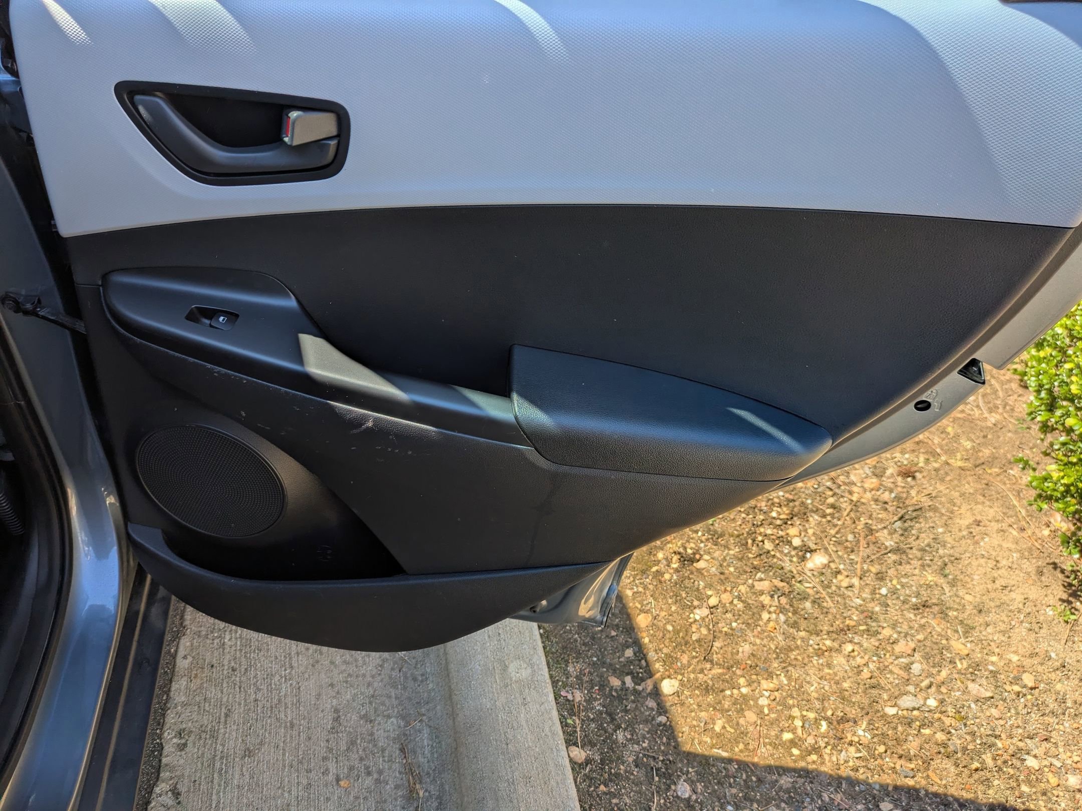 Used 2019 Hyundai Kona SE image 29