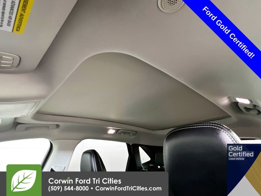 Certified 2022 Ford Escape Titanium w/ Class II Trailer Tow Package image 26