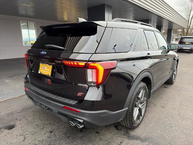 Certified 2025 Ford Explorer ST image 4