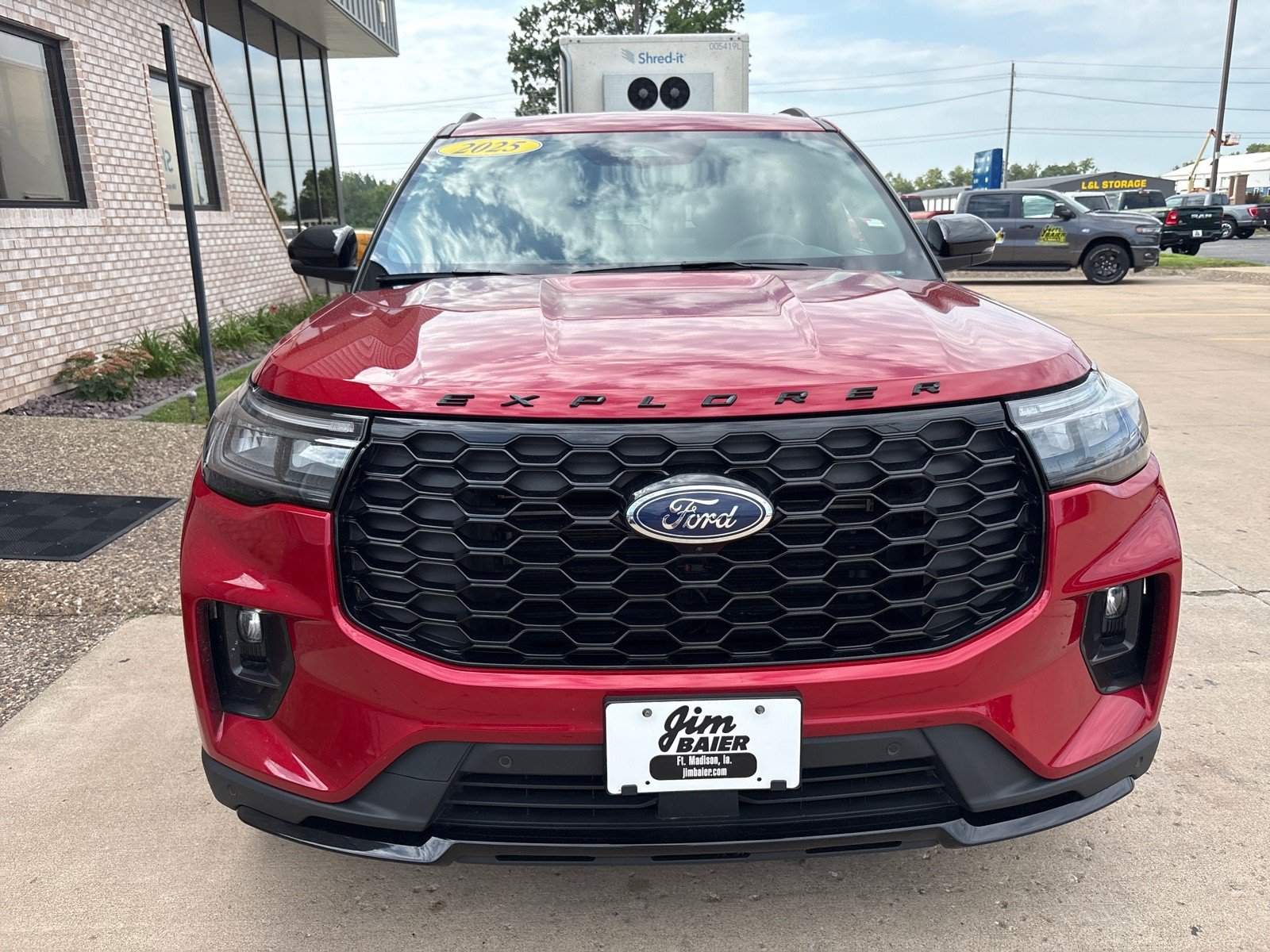 Certified 2025 Ford Explorer ST-Line w/ Premium Package AWD/4WD image 8