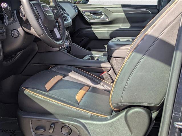 Used 2024 GMC Yukon AT4 w/ AT4 Premium Package image 16
