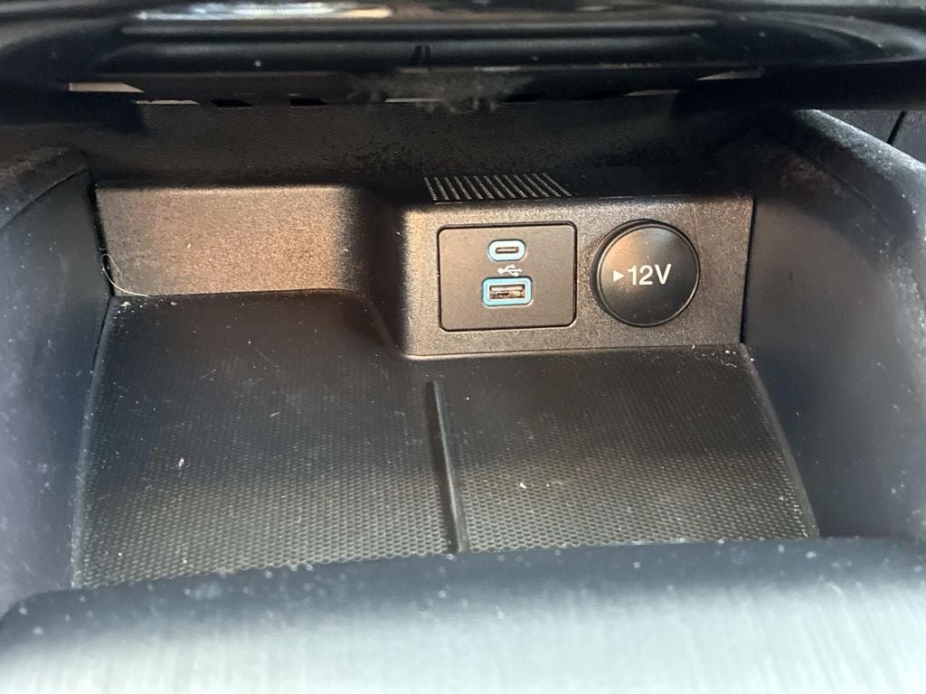 Certified 2022 Ford Escape SEL AWD/4WD image 31