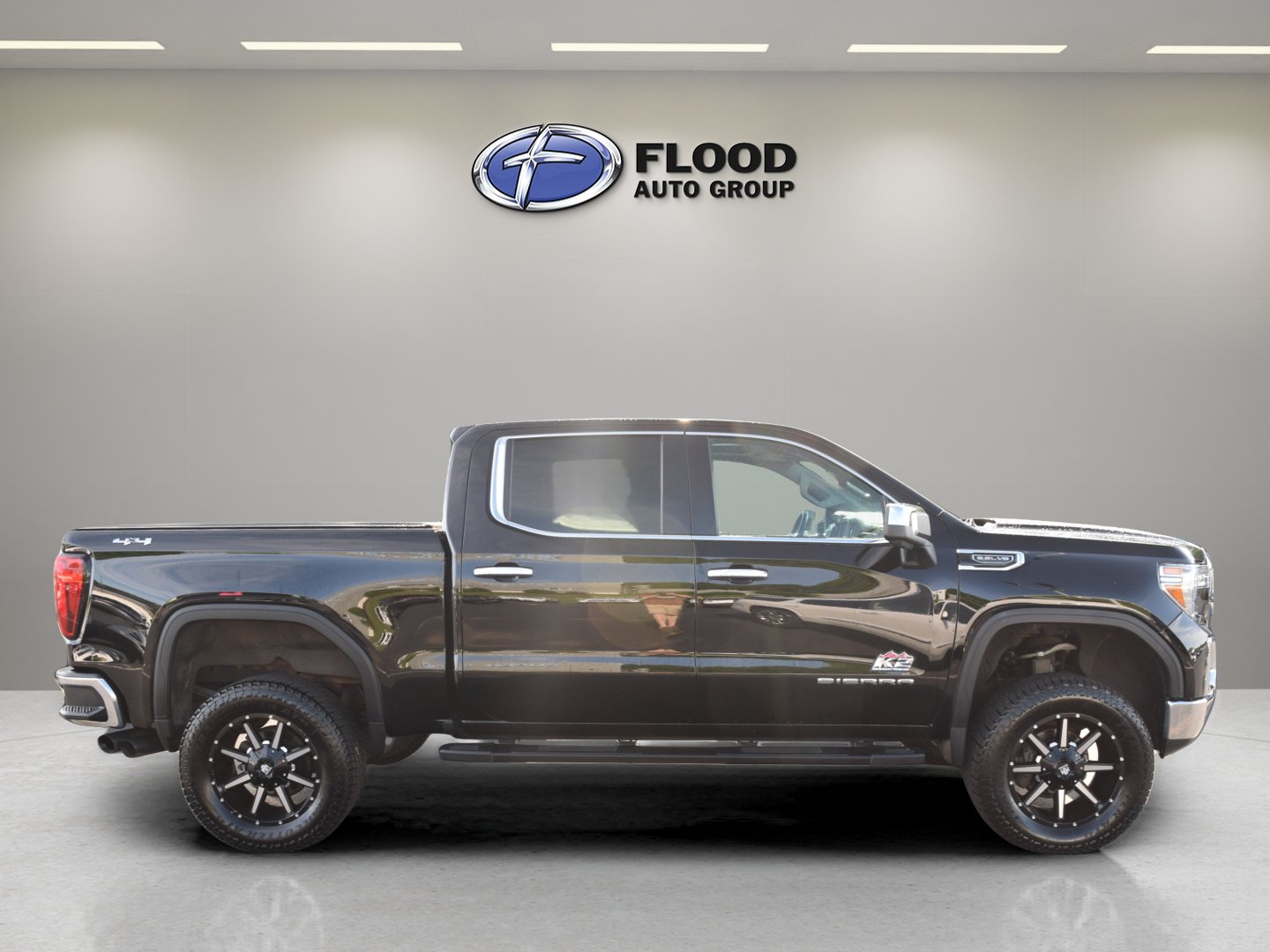 Used 2019 GMC Sierra 1500 SLT w/ SLT Convenience Package AWD/4WD image 3