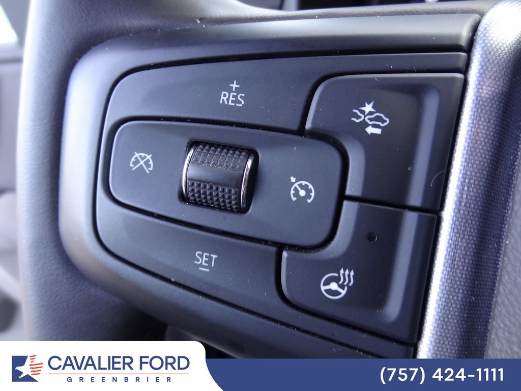 Used 2023 GMC Yukon SLT w/ SLT Luxury Package RWD image 22