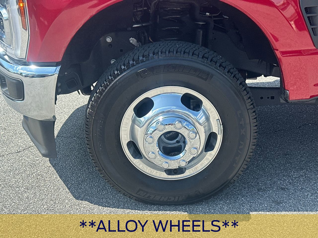 Certified 2024 Ford F350 Lariat w/ FX4 Off-Road Package image 13