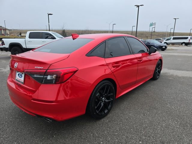 Used 2023 Honda Civic Sport image 4