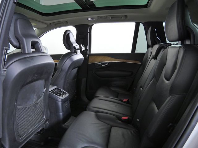 Used 2022 Volvo XC90 T8 Inscription Expression w/ Protection Package Premier AWD/4WD image 15