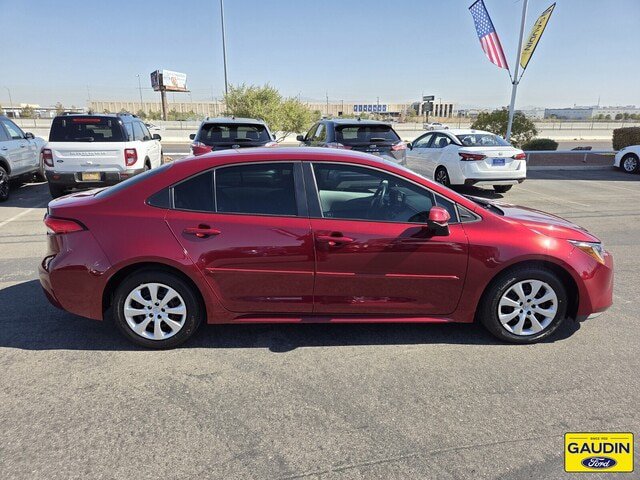 Used 2026 Toyota Corolla LE FWD image 7
