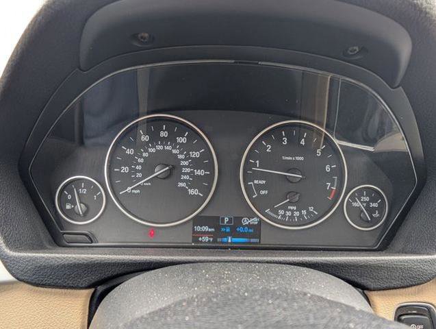 Used 2017 BMW 320i Sedan image 29