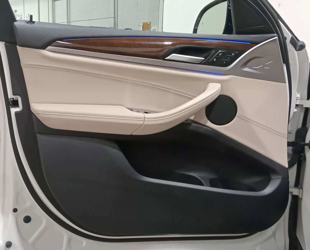 Used 2021 BMW X4 xDrive30i w/ Executive Package image 27