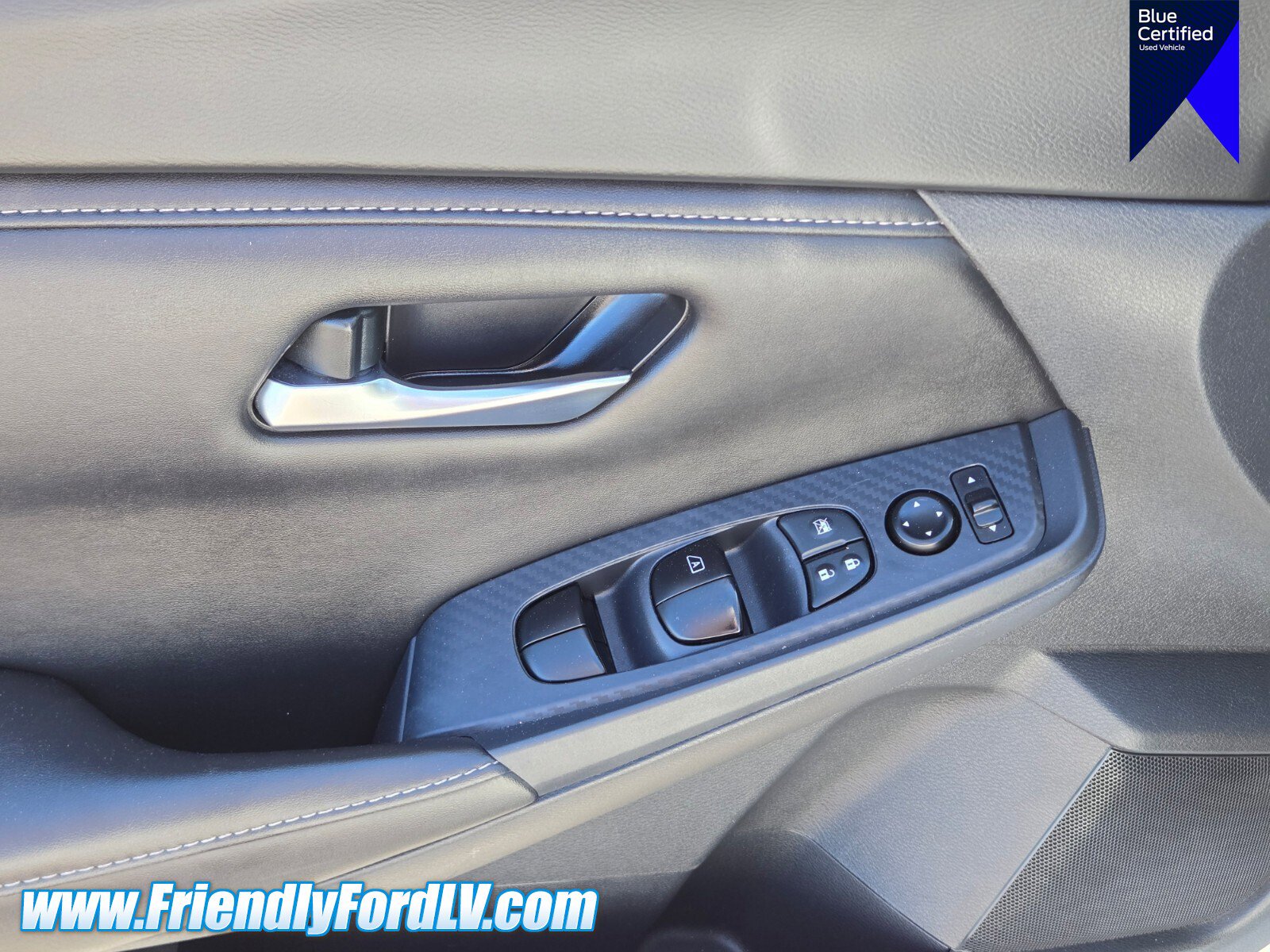 Used 2024 Nissan Sentra SV FWD image 18