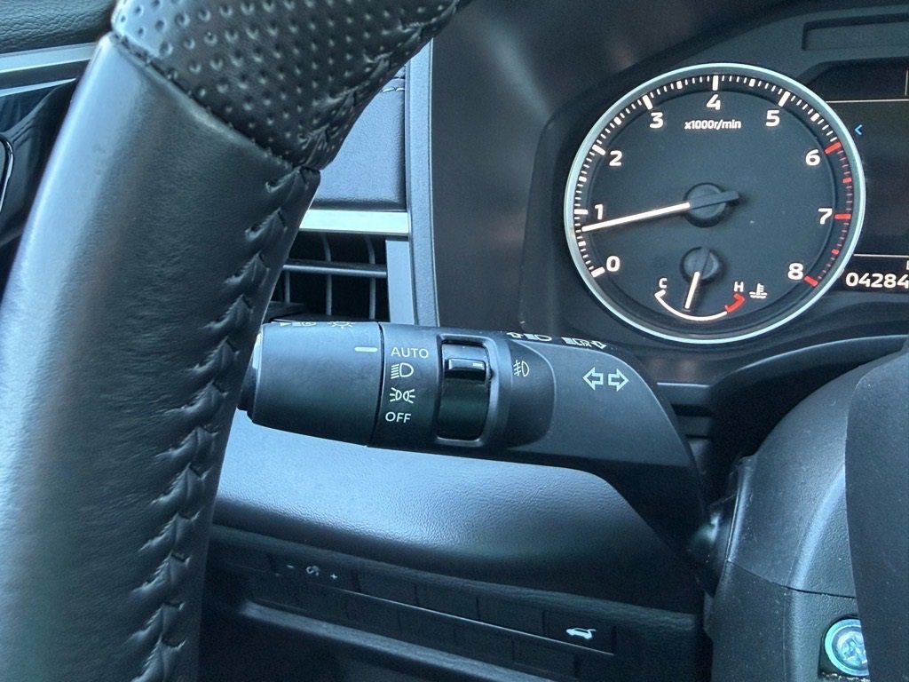 Used 2024 Mitsubishi Outlander SE Black Edition image 22