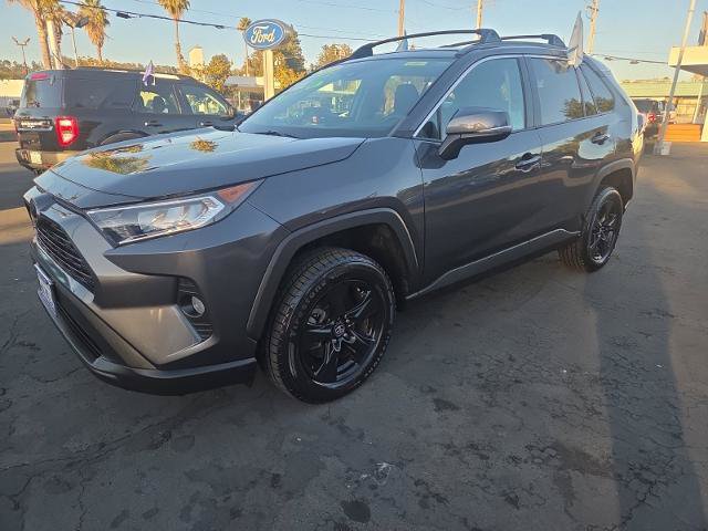 Used 2020 Toyota RAV4 XLE w/ Convenience Package FWD image 11