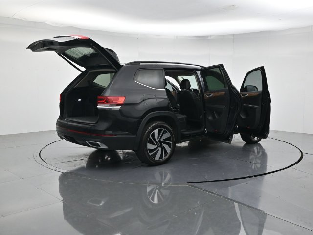 Used 2025 Volkswagen Atlas SE FWD image 52