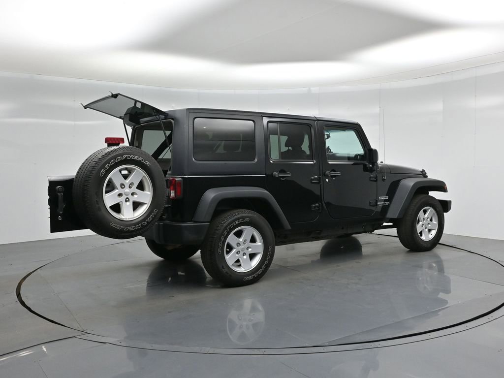 Used 2018 Jeep Wrangler Unlimited Sport S image 6