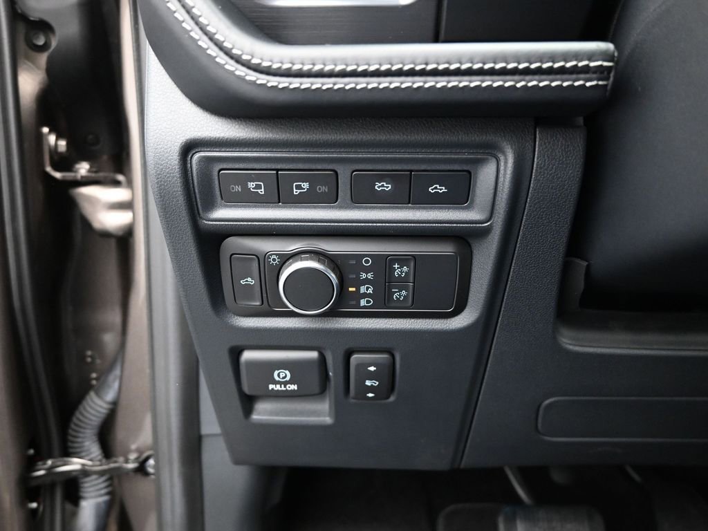 Certified 2022 Ford F150 Lightning Platinum image 13