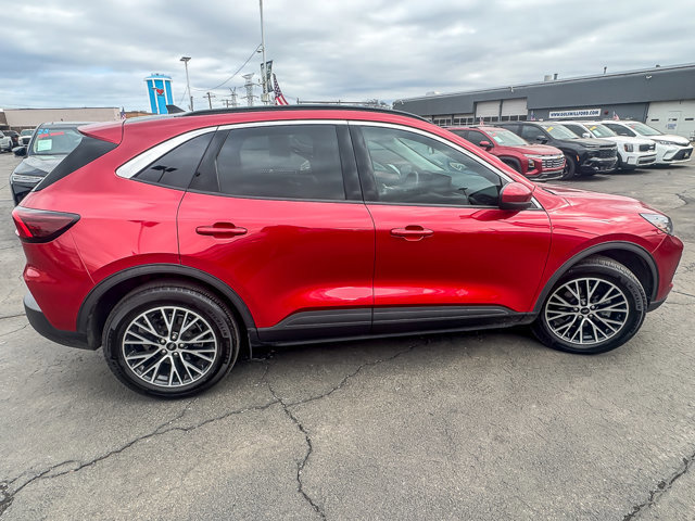 Certified 2023 Ford Escape SE w/ Class II Trailer Tow Package image 7