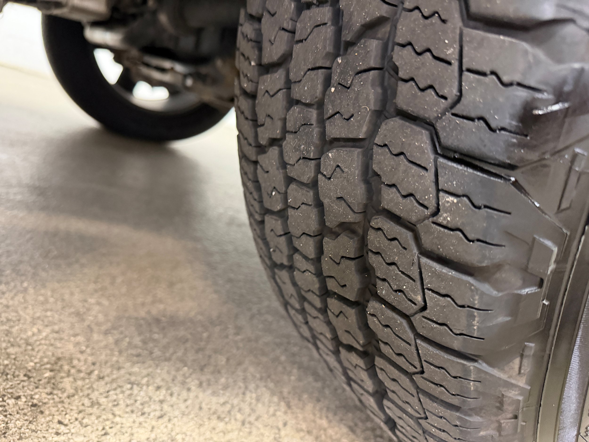 Certified 2019 Ford F150 XLT w/ Equipment Group 302A Luxury AWD/4WD image 34