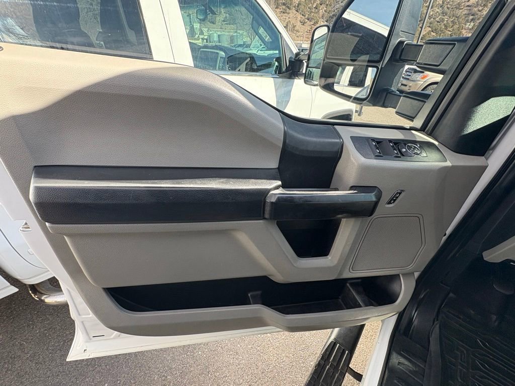 Certified 2021 Ford F350 XL w/ Power Equipment Group image 15