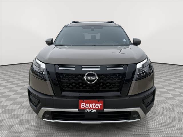 Used 2023 Nissan Pathfinder Rock Creek AWD/4WD image 2